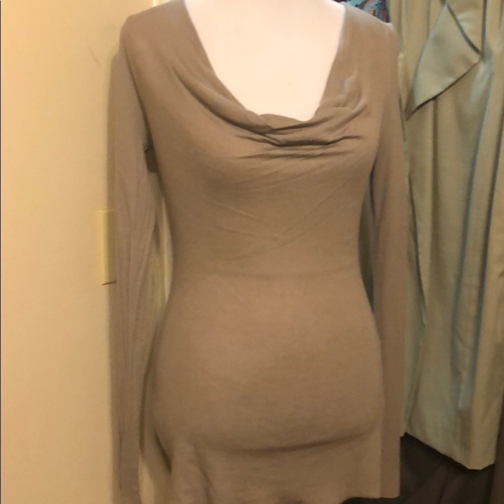 💛BCBG long Sleeve Top💛